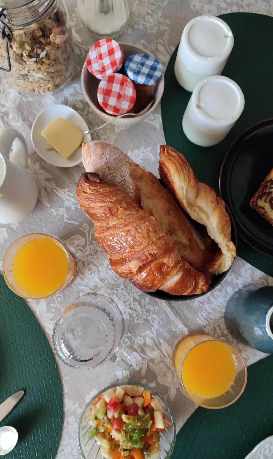 Le Manoir De La Besliere - Gite Et Chambres D'Hotes Folligny Dış mekan fotoğraf